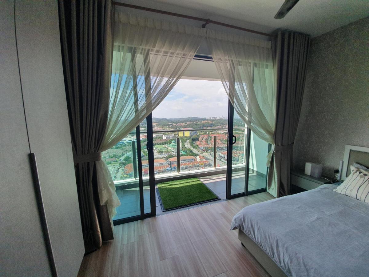 Mhb 30 Sulte Evo Soho Bandar Baru Bangi Free Netflix And Wifi Apartman Kültér fotó